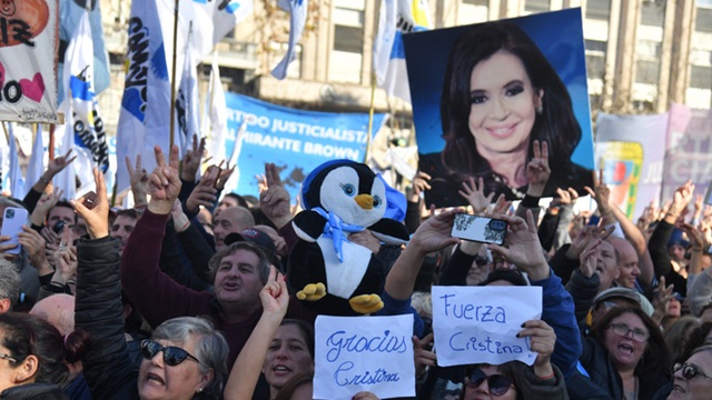 movilizacion a favor de Cristina en Plaza de Mayo